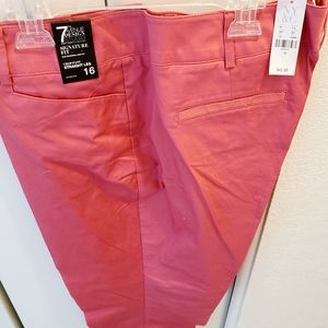 New  womens capri pants